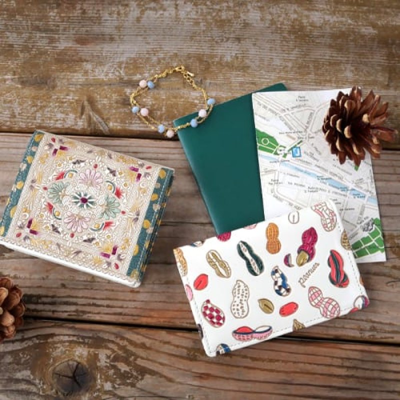 10月の予約会】両面文庫革のパスカードホルダー と箱まちミニ札入れ