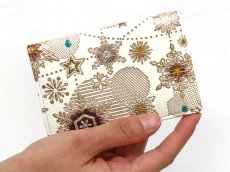 画像5: 【Xmas柄/限定Item】スノーオーナメント＜ブロンズ＞ 両面文庫革のパスカードホルダー（金唐柄）［t］ (5)