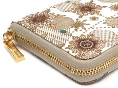 画像3: 【Xmas柄】スノーオーナメント＜ブロンズ＞ ぐるっとファスナーの長財布（金唐柄）［t］ (3)