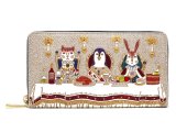 ノーブルアニマルズ ぐるっとファスナーの長財布（金唐柄）［t］