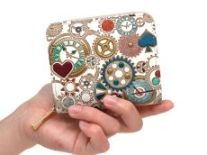 画像4: 時の歯車＜青緑＞ 二つ折りファスナーミニ財布（金唐柄）［t］ (4)