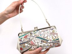 画像5: 【限定Item】海はひろいな がま口ハンドルクラッチ（金唐柄） (5)