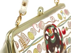 画像3: 完売【予約限定】編むくま がま口ハンドルクラッチ (3)