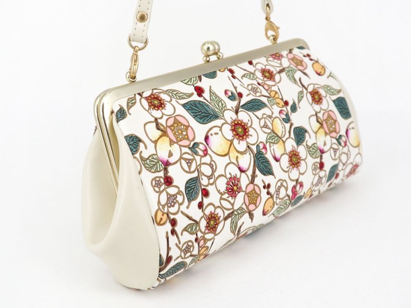 文庫屋大関　花と猫ローズ　がま口ハンドルクラッチ 文庫屋大関 花と猫ローズ がま口ハンドルクラッチ 文庫屋「大関