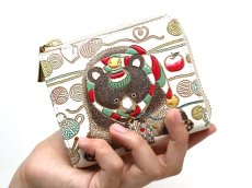 画像4: 【Xmas柄/限定Item】編むくま L字ファスナーの小さなお財布［t］ (4)