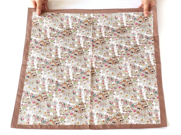 画像2: 完売【予約限定】お菓子の家 ハンカチ［t］