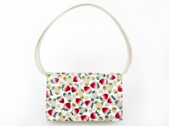 完売【予約限定】いちご ショルダーウォレット（マグネット式）