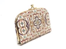 画像2: 雅＜紫＞ 天溝がま口（金唐柄）［t］ (2)