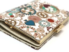 画像3: 時の歯車＜青緑＞ 箱まち口金付き札入れ（金唐柄）［t］ (3)