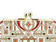 画像3: 完売【限定アイテム】雅＜紅＞ 四角いがま口（金唐柄）［t］ (3)