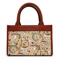 柄：かくれんぼ猫