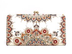 柄：象のカーニバル