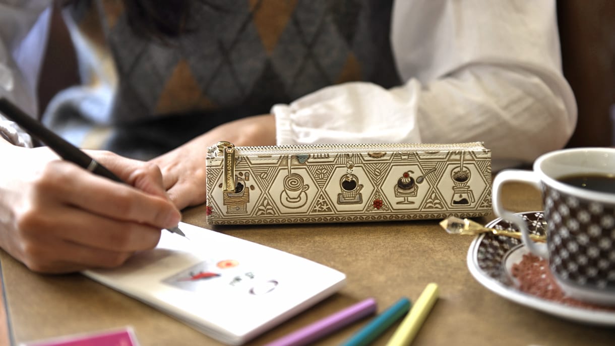 文庫屋大関 三角マチのペンケース